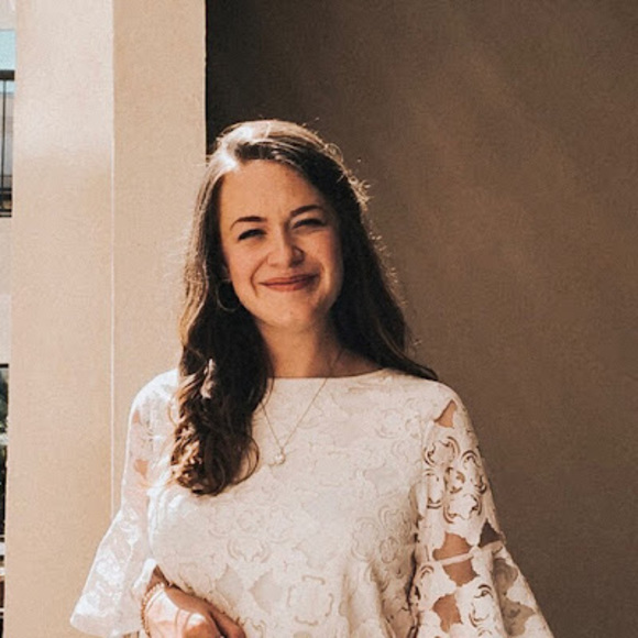 Meet your Posher, Emily - Picture 1 of 1